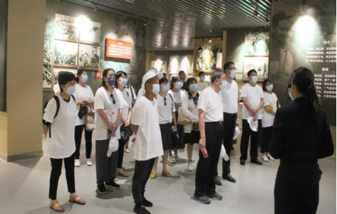 開展愛國主義教育活動弘揚價值觀251.png
